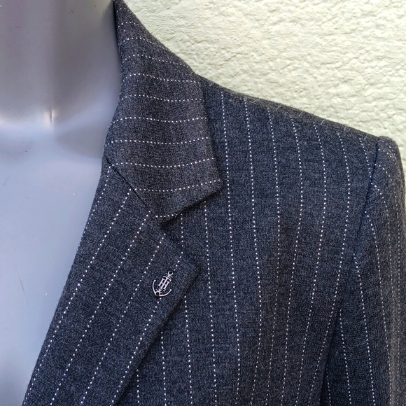 Tommy Hilfiger (Vietnam) Ladies Charcoal Gray Pinstriped Luxury (1) Button Blaze